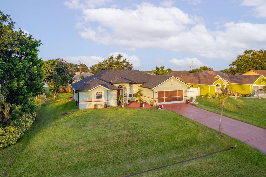 1871 Monterrey Ln, Port Saint Lucie, FL 34953
