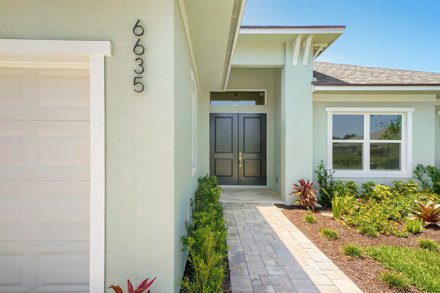 6635 49 Ct, Vero Beach, FL 32967 photo