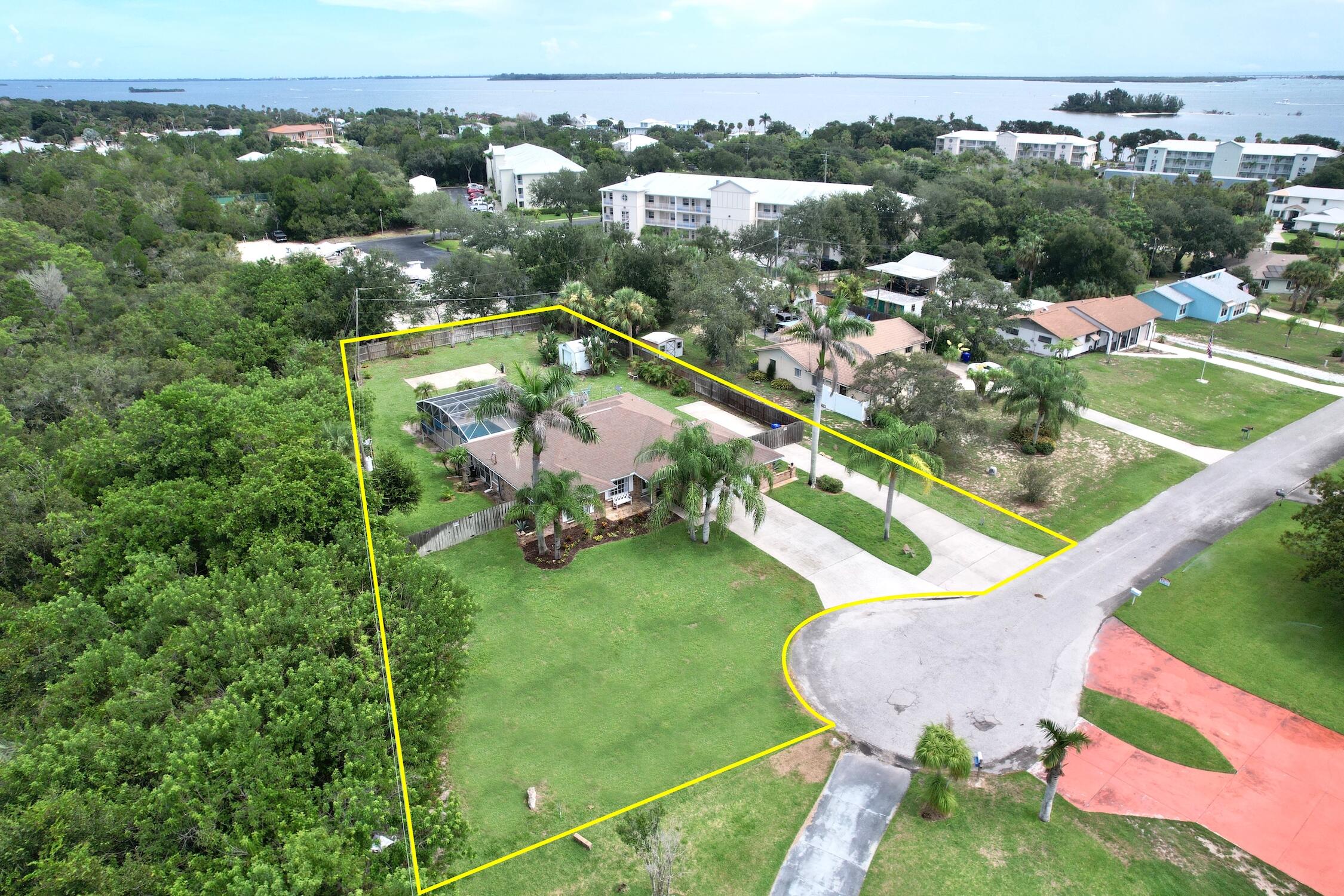 7686 134 St, Sebastian, FL 32958