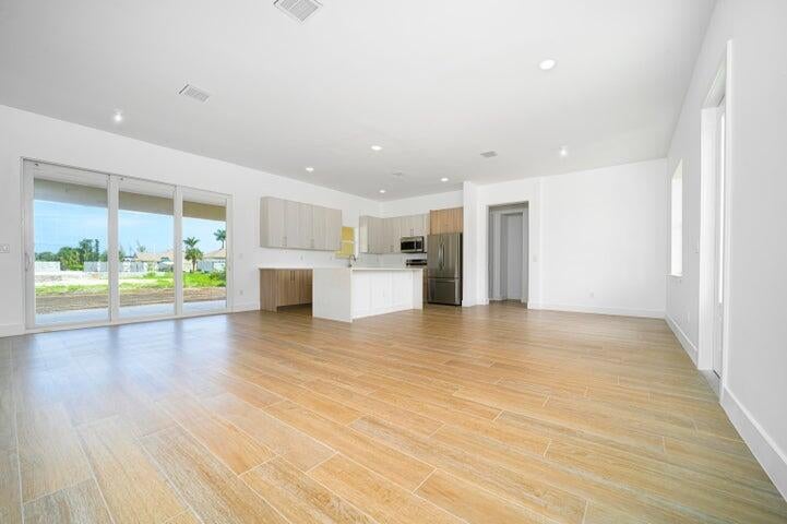 15101 Brainbridge Cir, Port Charlotte, FL 33981 photo
