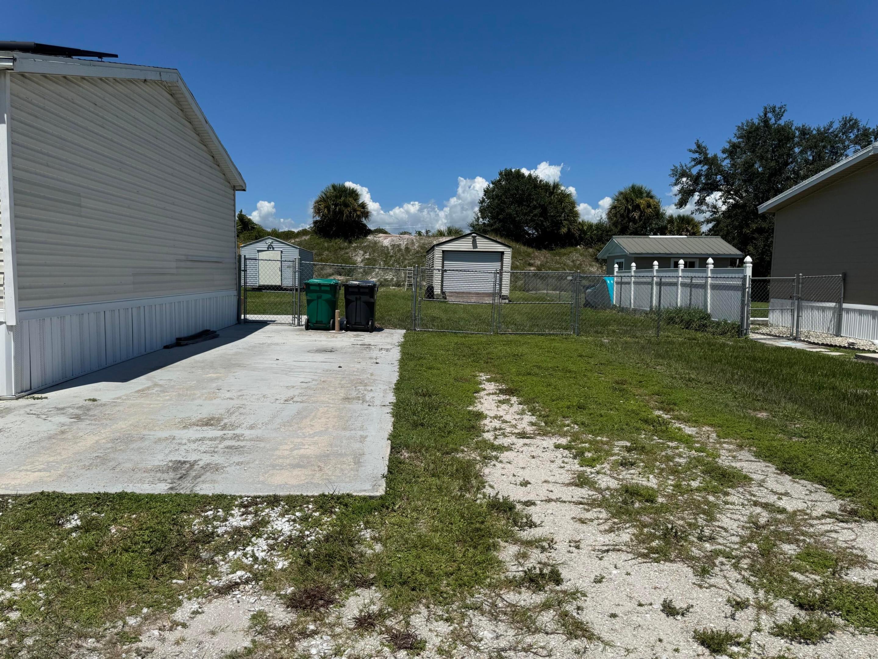 8115 SE 57 Dr, Okeechobee, FL 34974 photo