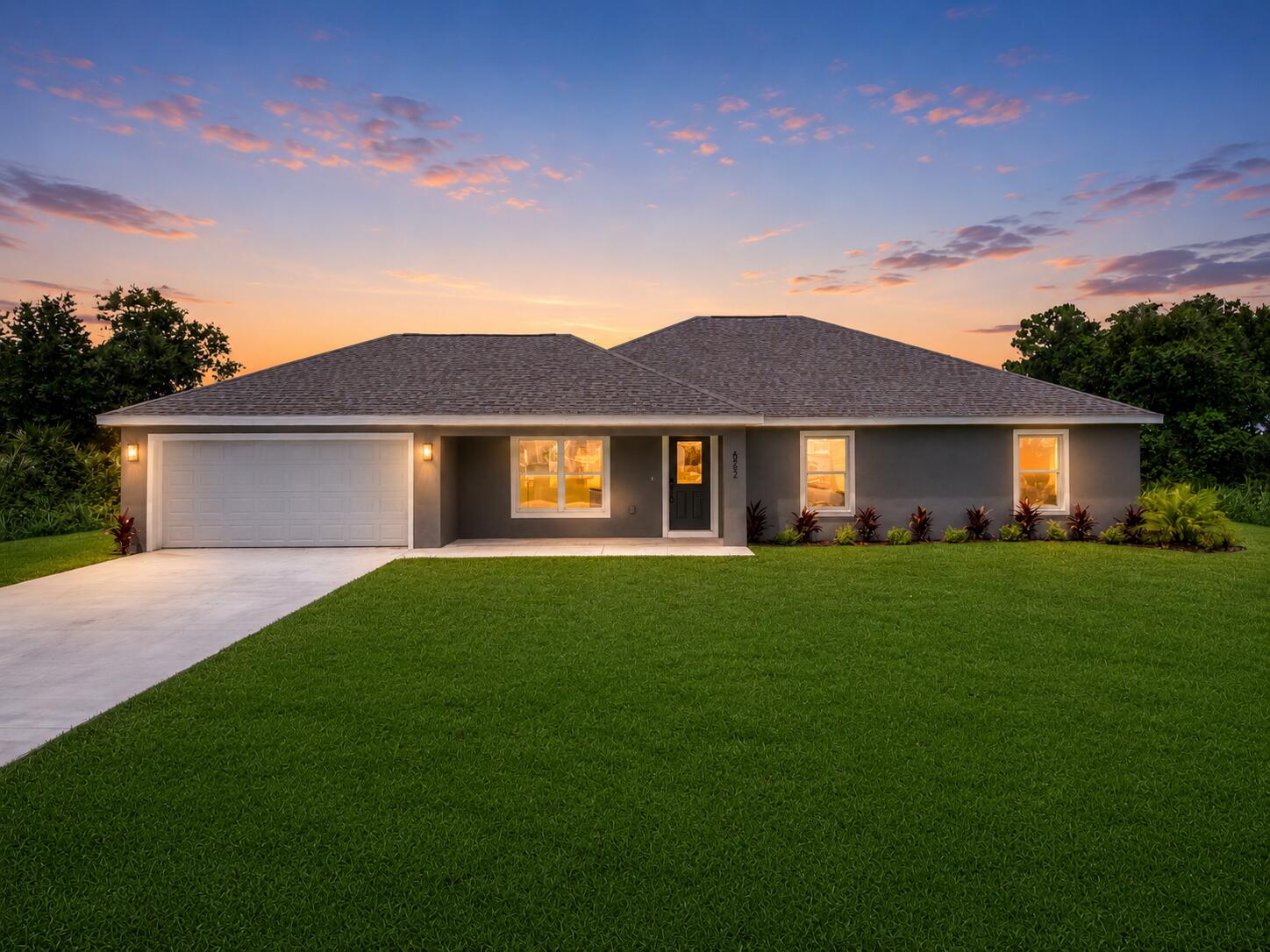 6952 Dickinson Dr, Sebring, FL 33872