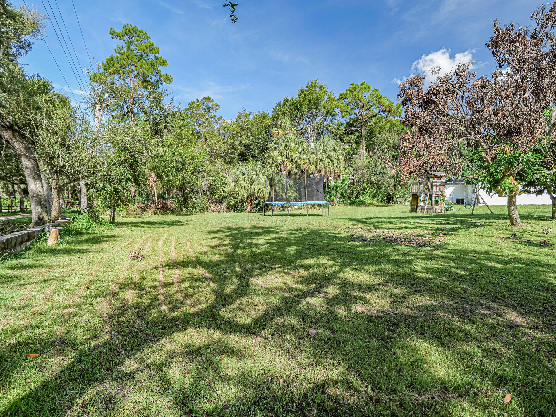 2755 6 Pl, Vero Beach, FL 32968 photo