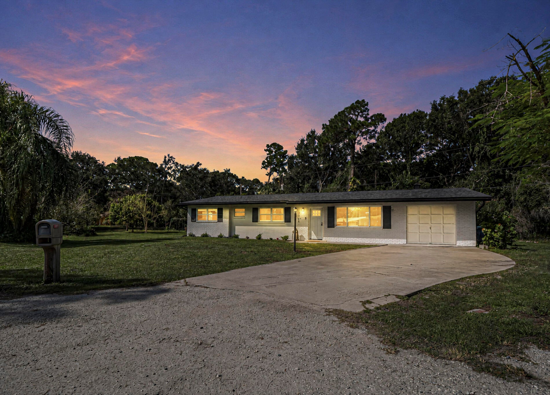 2755 6 Pl, Vero Beach, FL 32968 photo