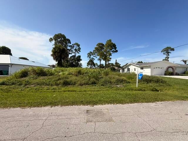 541 NW Placid Ave, Port Saint Lucie, FL 34983 photo