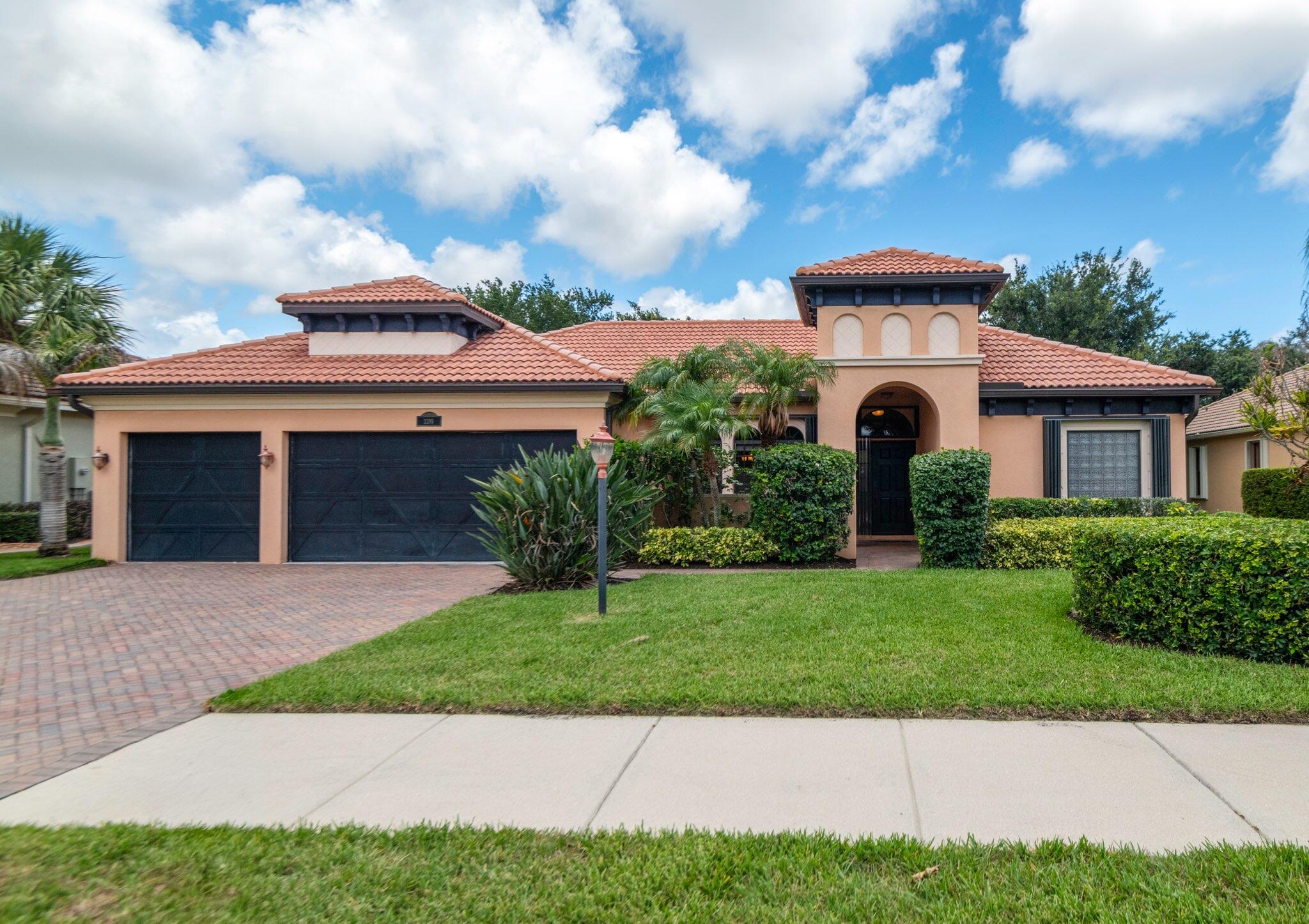 2295 NW Diamond Creek Way, Jensen Beach, FL 34957 photo