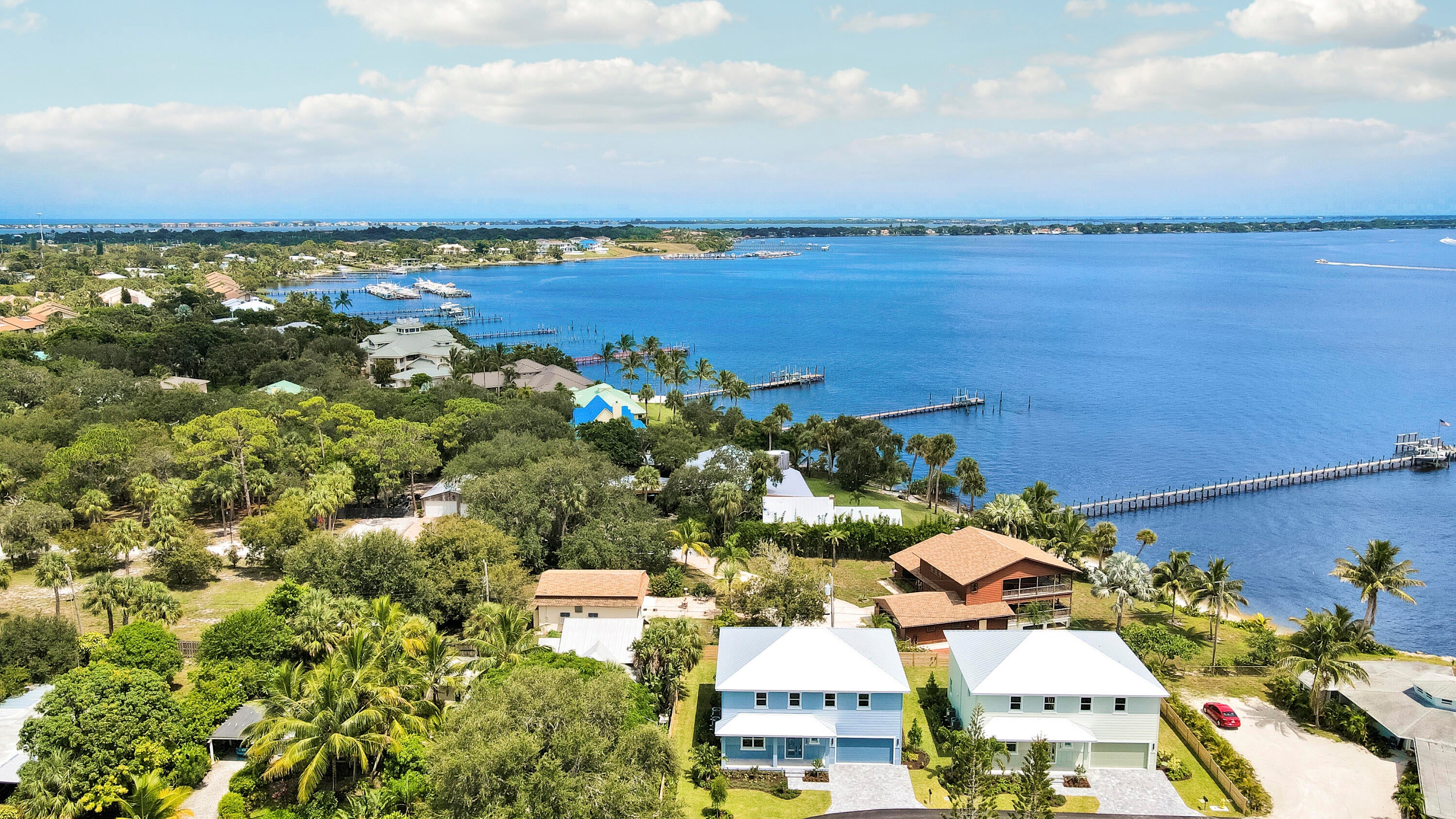 1023 NE Orange Ave, Jensen Beach, FL 34957 photo