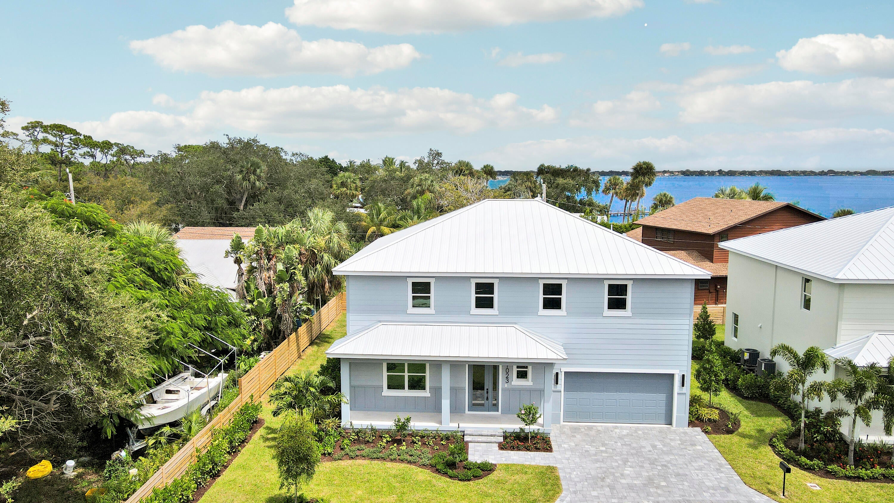 1023 NE Orange Ave, Jensen Beach, FL 34957 photo
