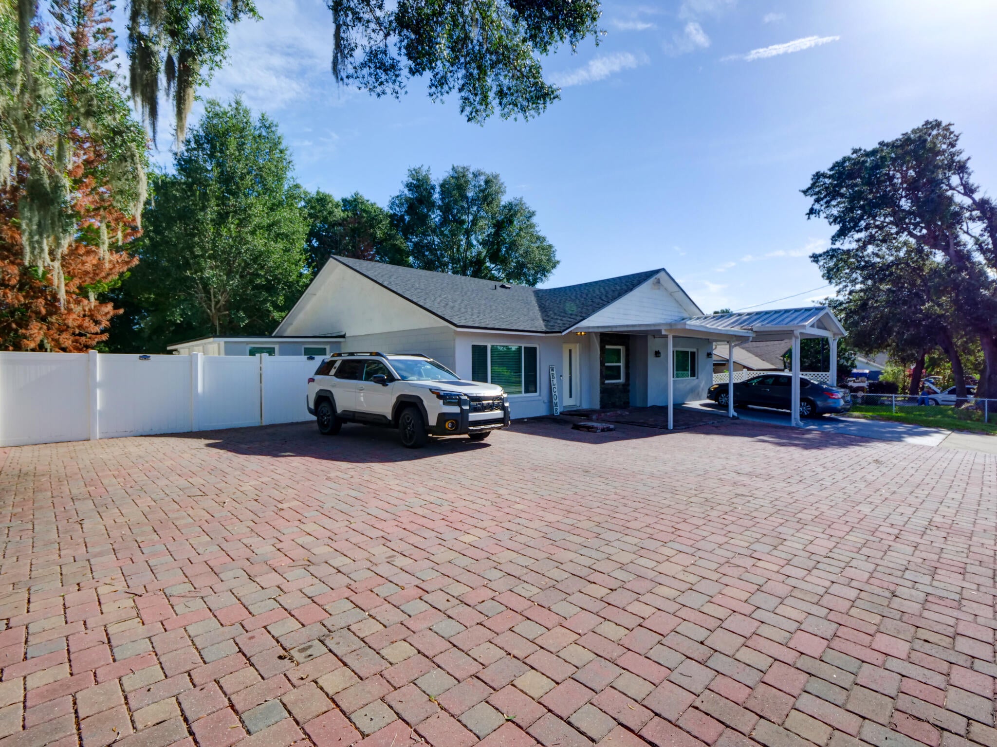 1915 E Lake Dr, Casselberry, FL 32707 photo