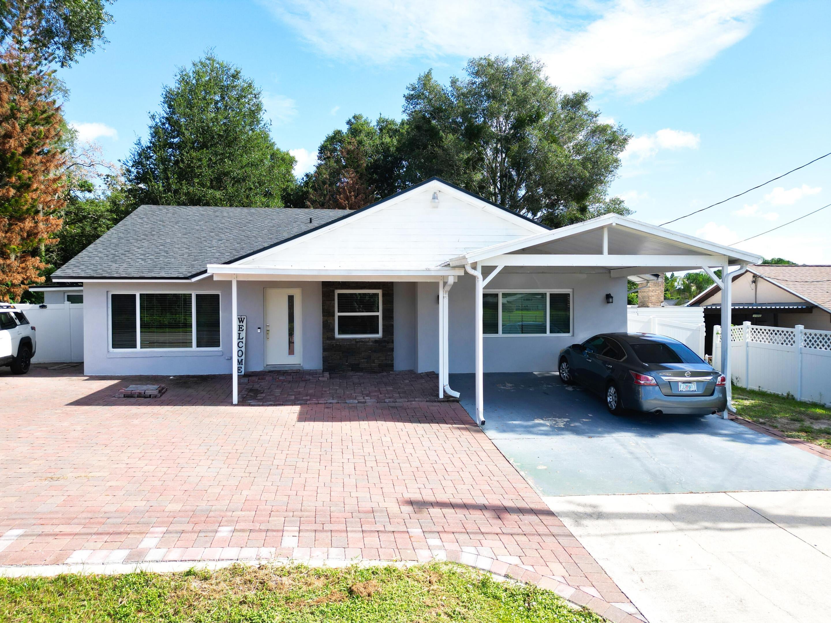 1915 Lake Dr, Casselberry, FL 32707
