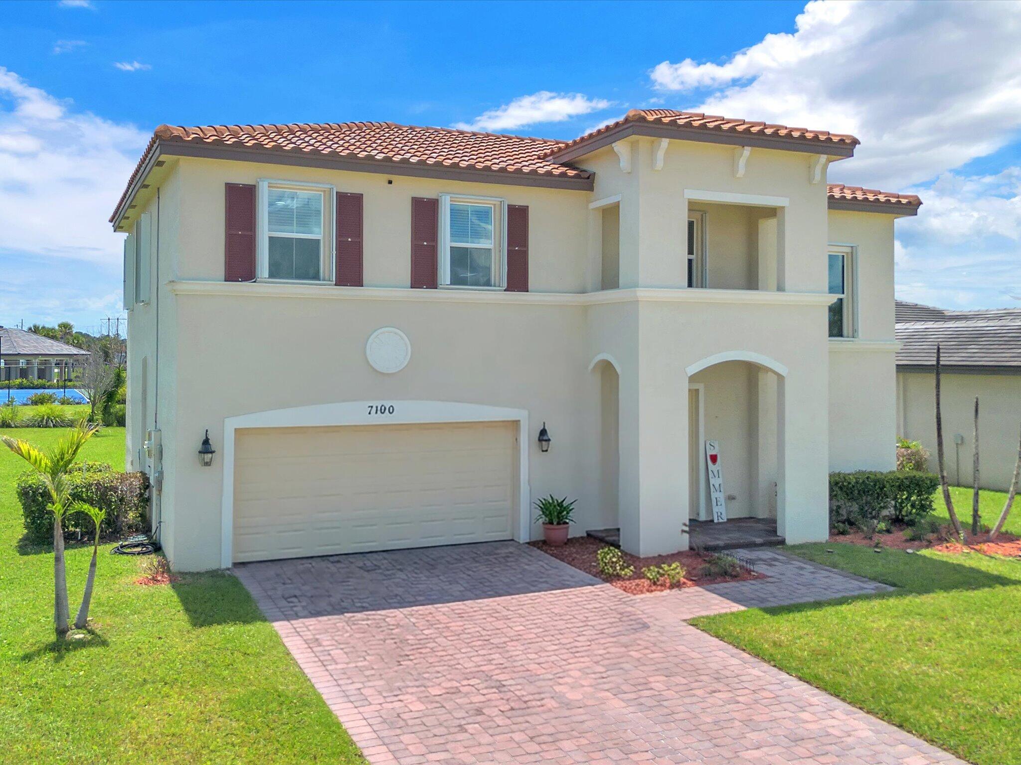 7190 Farnsworth Cir, Port Saint Lucie, FL 34987