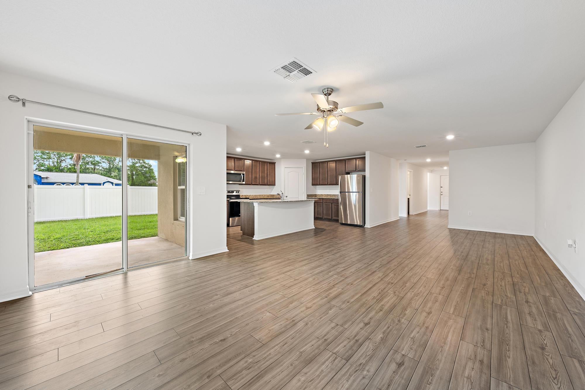790 NW Kingston St, Port Saint Lucie, FL 34983 photo