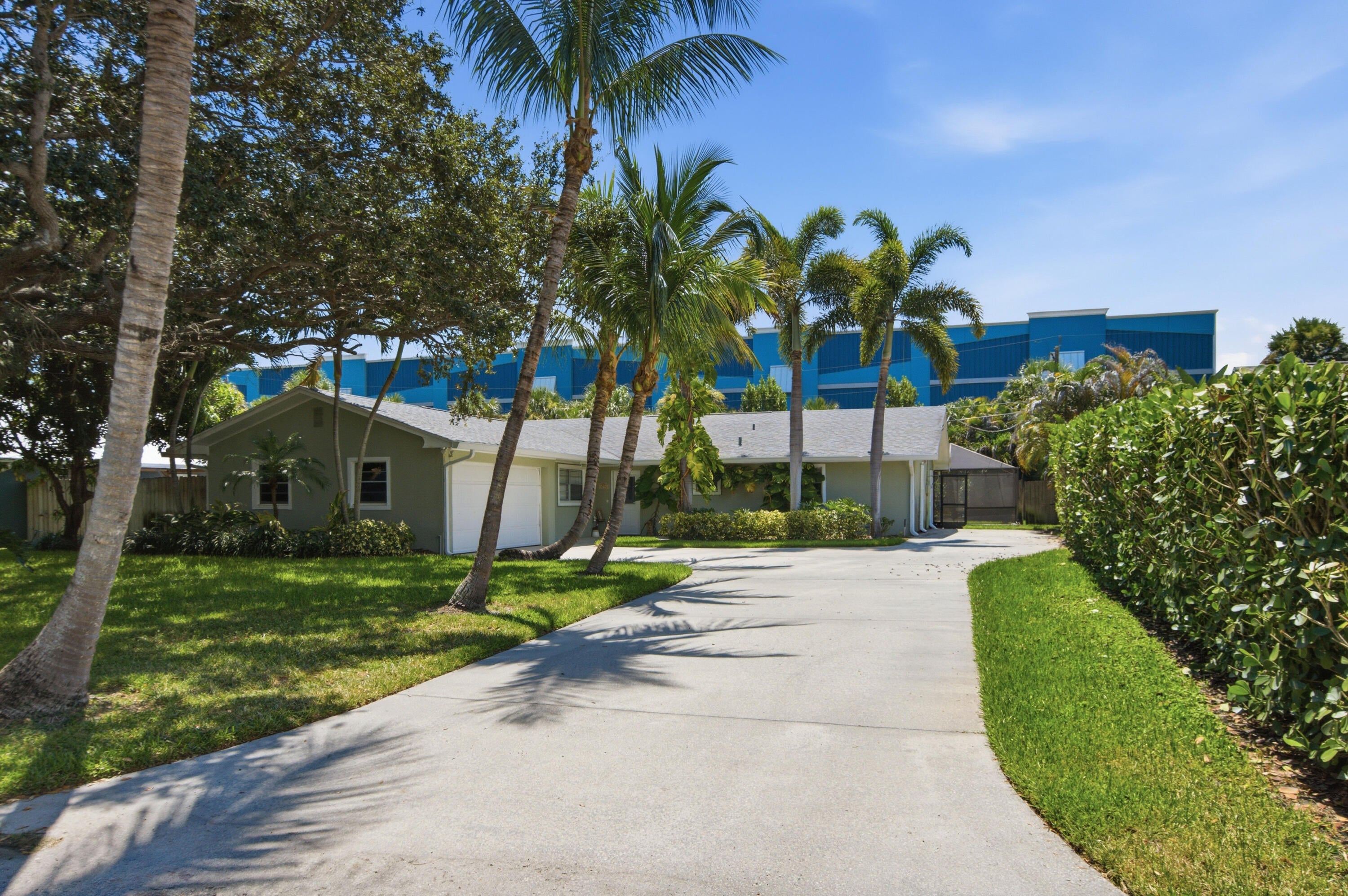 4796 SE Manatee Terrace, Stuart, FL 34997 photo