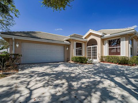 Single Family Residence in Palm City FL 2580 SW Greenwich Way.jpg