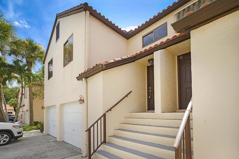 Condominium in Boynton Beach FL 9 Via De Casas Sur #203.jpg