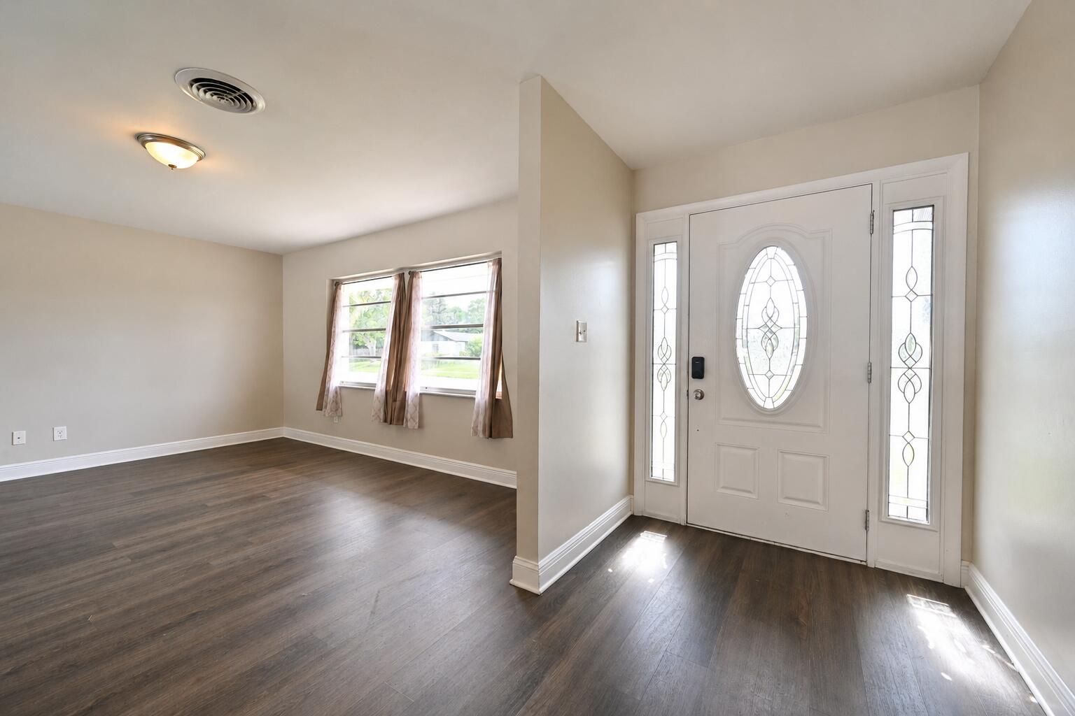 833 Park Manor Dr, Orlando, FL 32825 photo