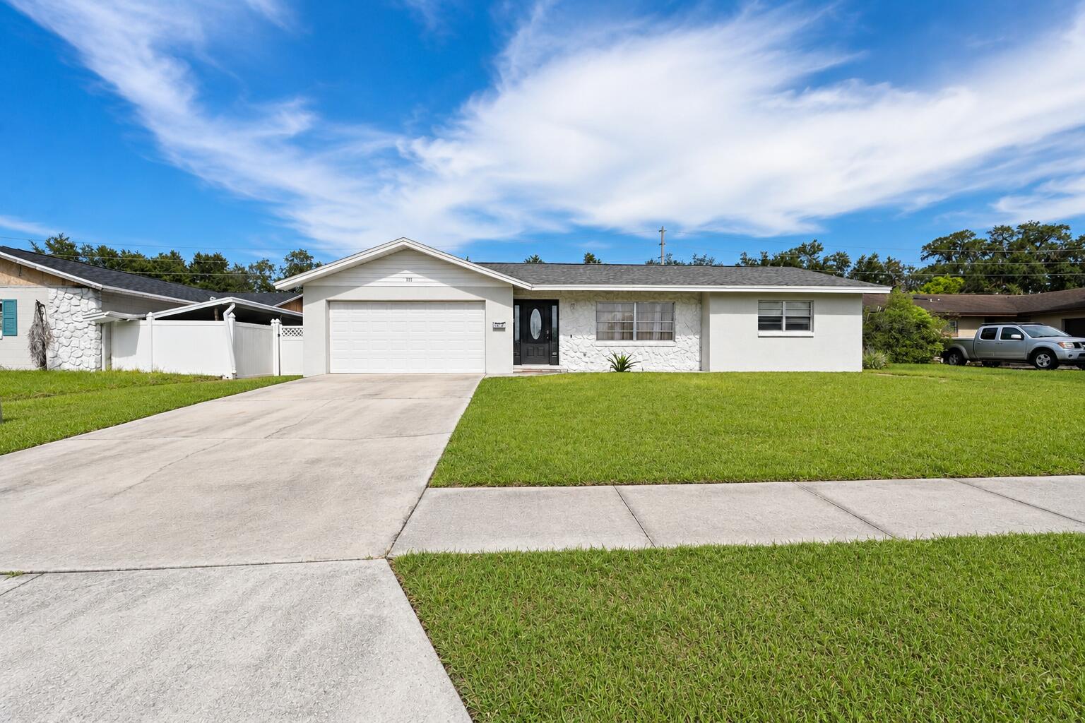833 Park Manor Dr, Orlando, FL 32825