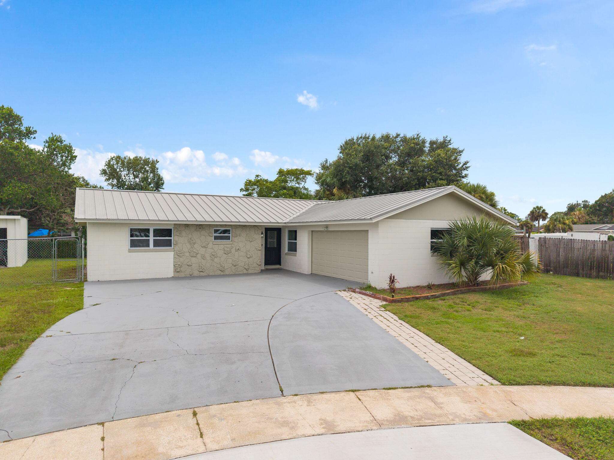 955 Tomes Ct, Orlando, FL 32825 photo