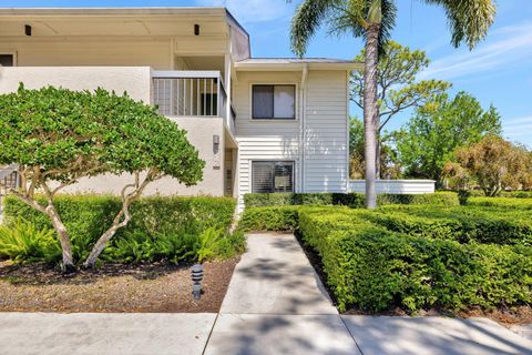 Condominium in Stuart FL 6433 SE Brandywine Court #117.jpg