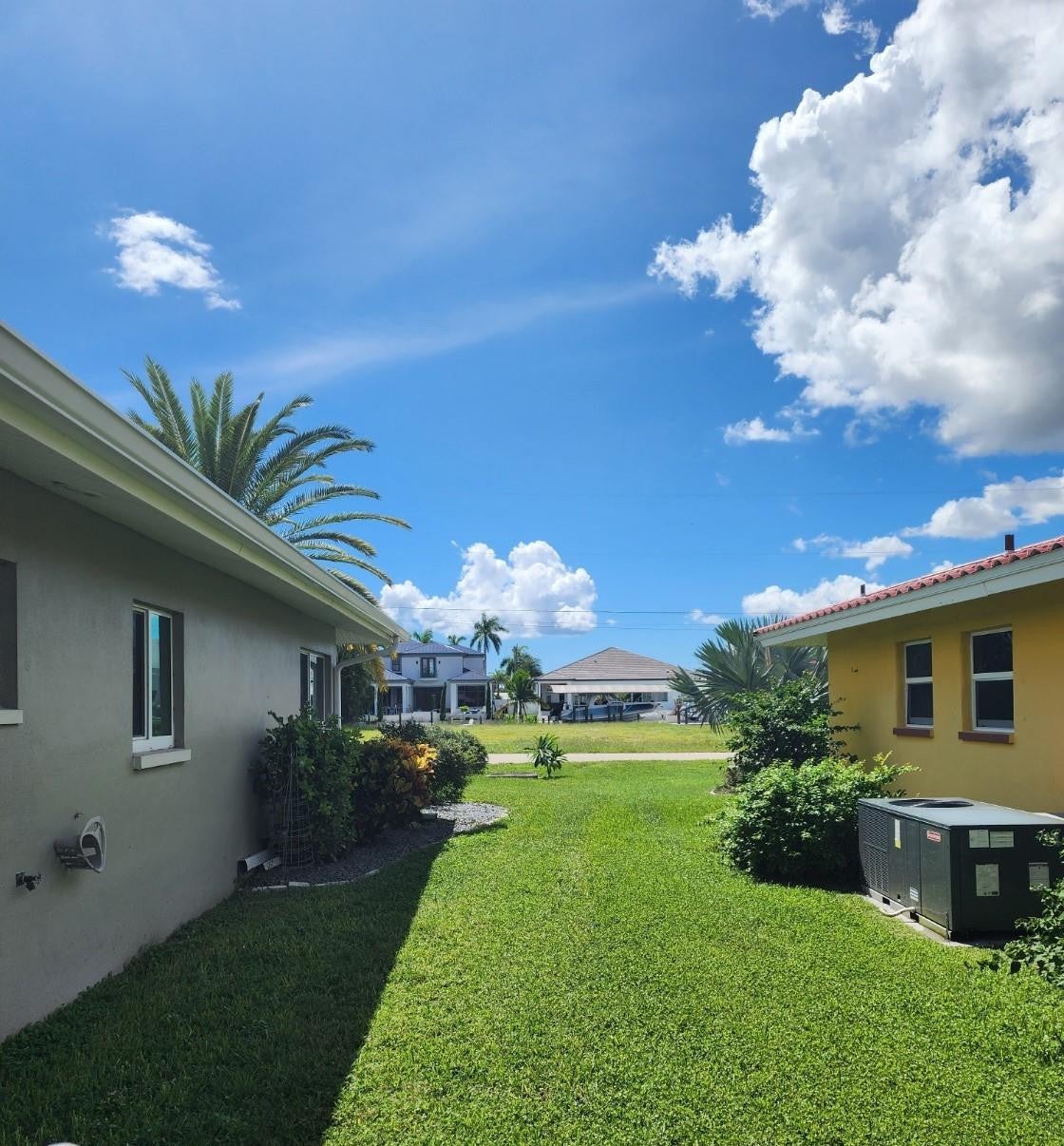 5325 Cocoa Ct, Cape Coral, FL 33904 photo