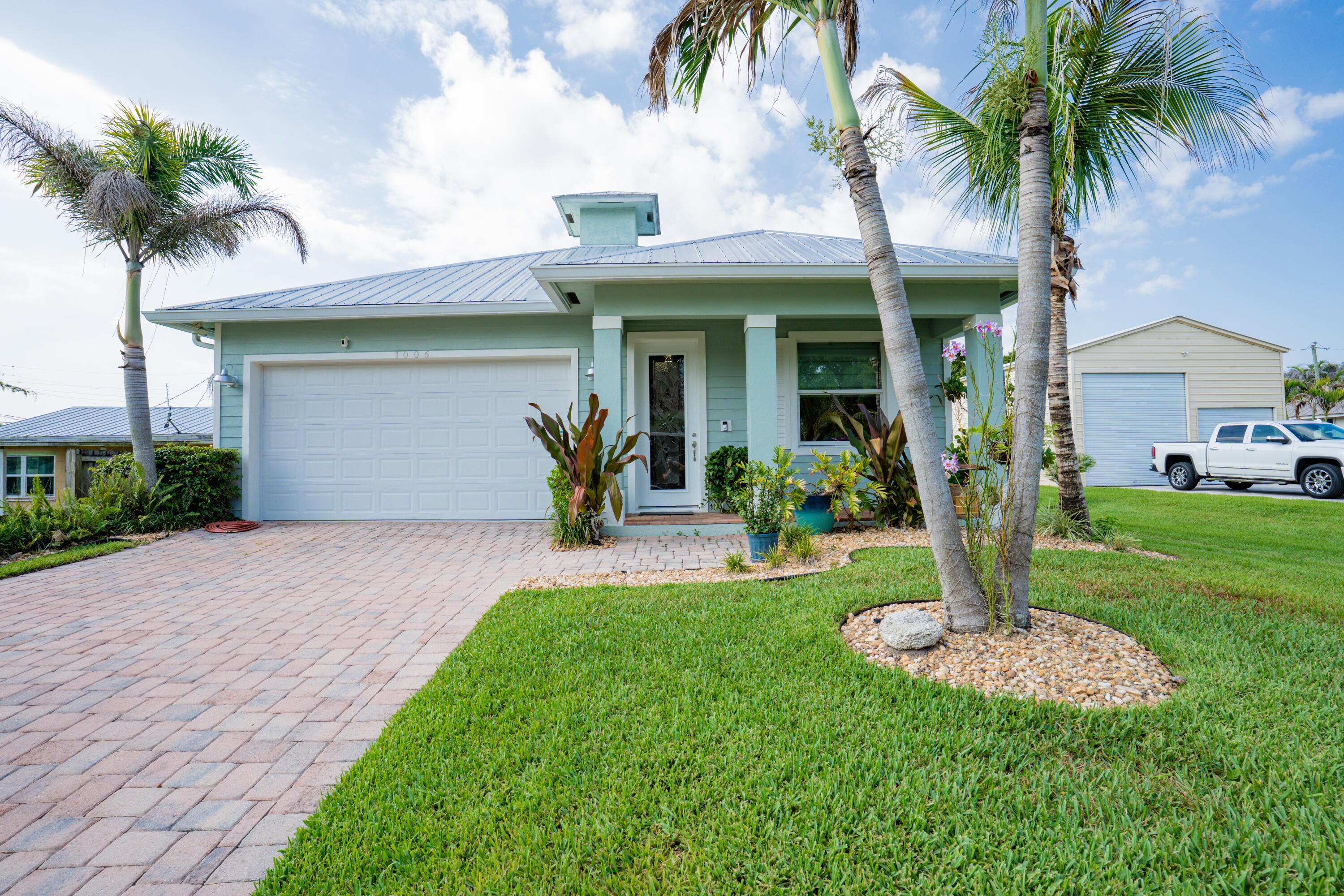 1006 34 Terrace, Palm City, FL 34990