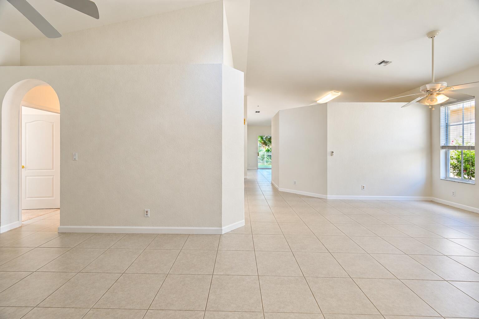 6128 Spring Lake Terrace, Fort Pierce, FL 34951 photo