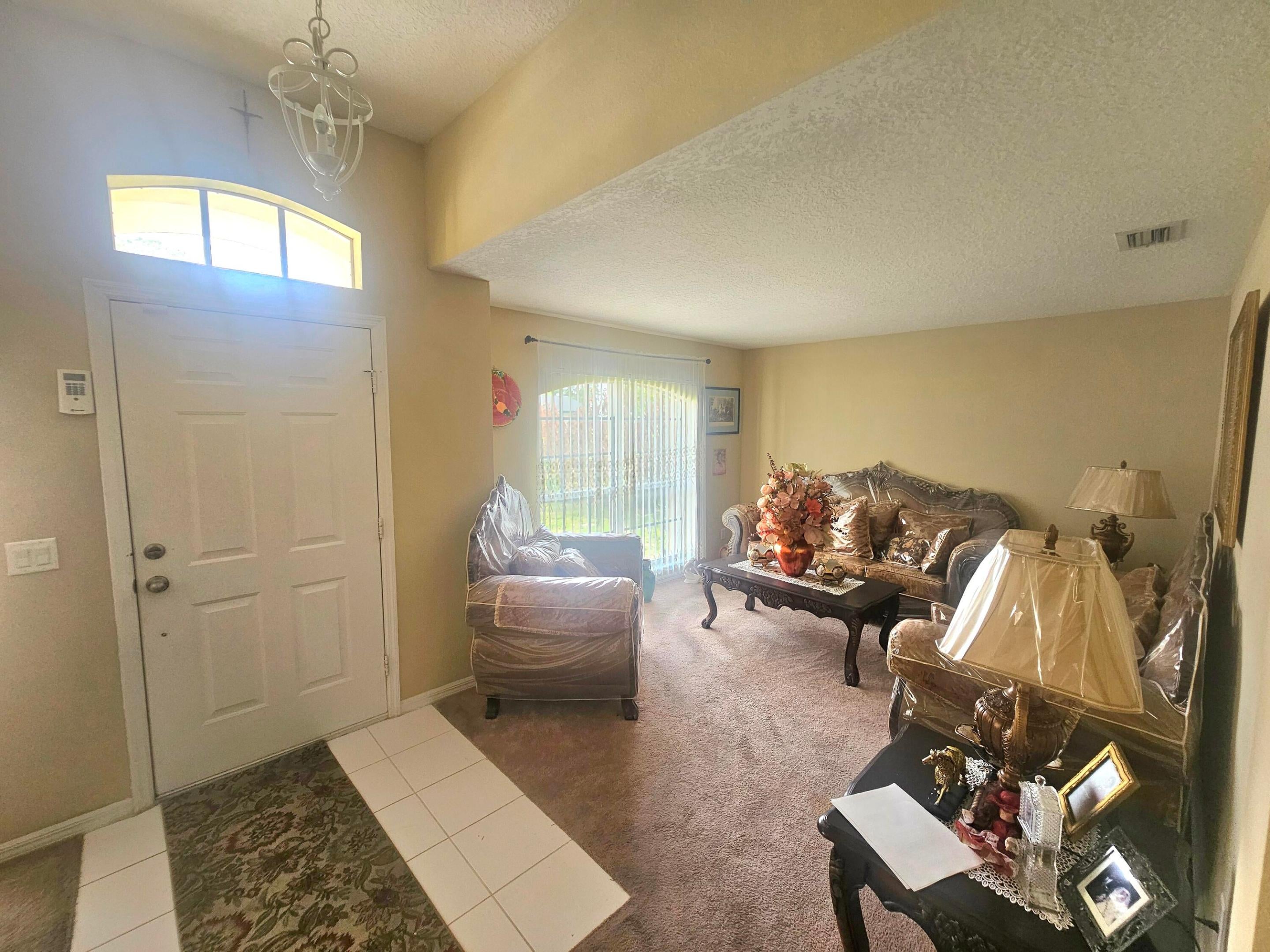 589 NW Fairfax Ave, Port Saint Lucie, FL 34983 photo