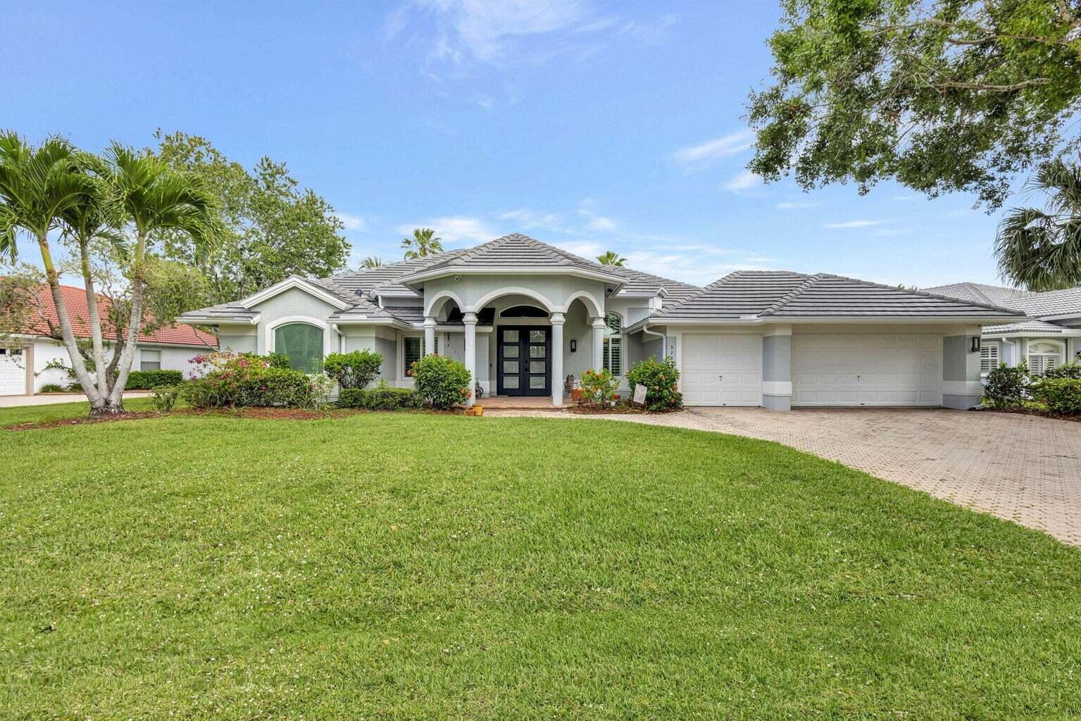 2703 Glenmoor Way, Palm City, FL 34990