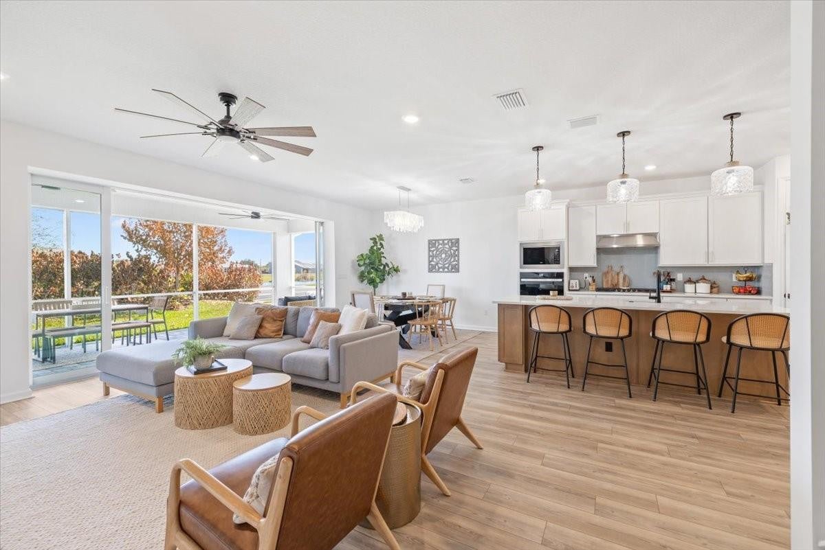 4597 Nautilus Cir, Vero Beach, FL 32967 photo