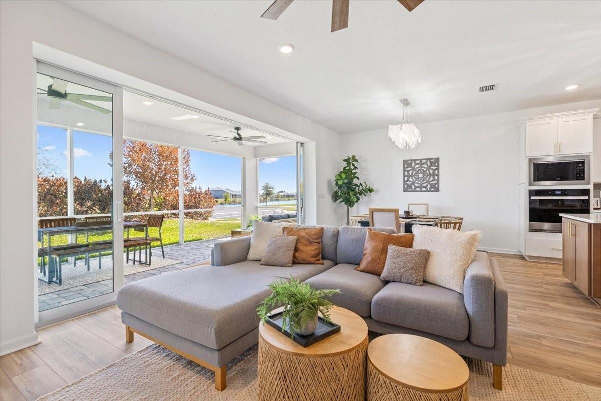 4597 Nautilus Cir, Vero Beach, FL 32967 photo