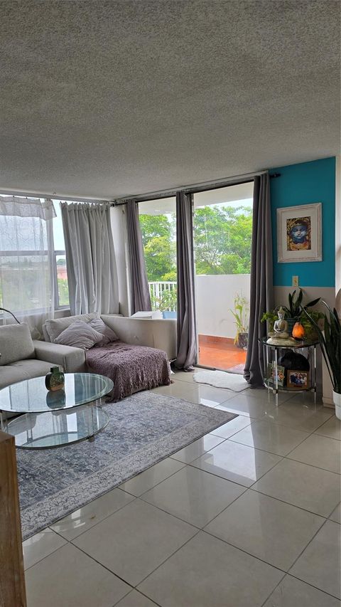 Condominium in Miami FL 1300 NE Miami Gardens Dr #506E.jpg