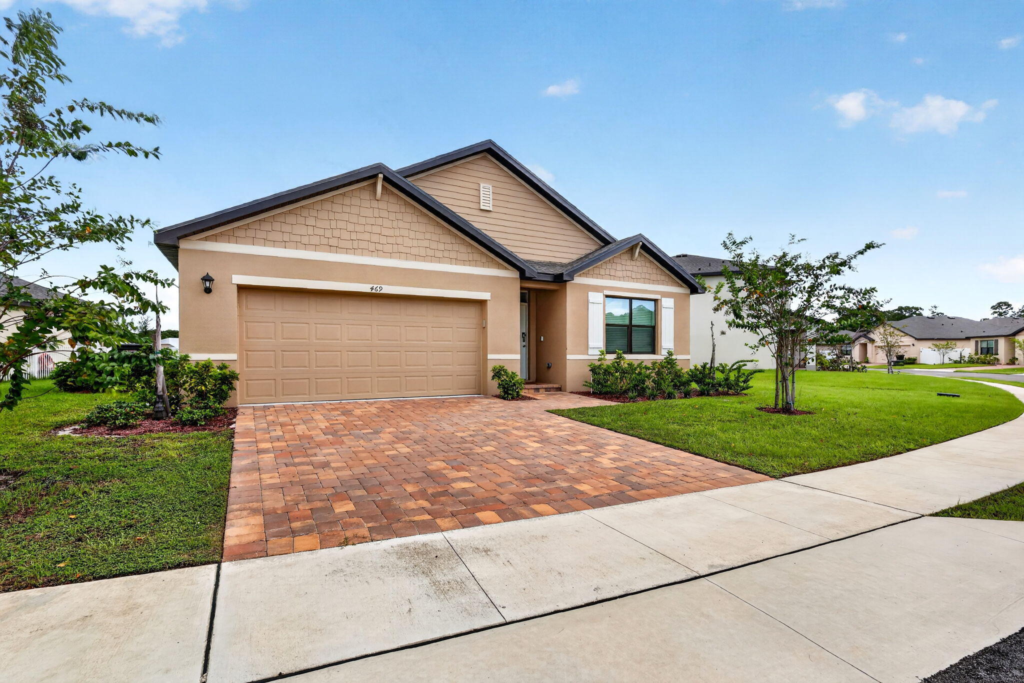 469 Seafoam Cir, Fort Pierce, FL 34945