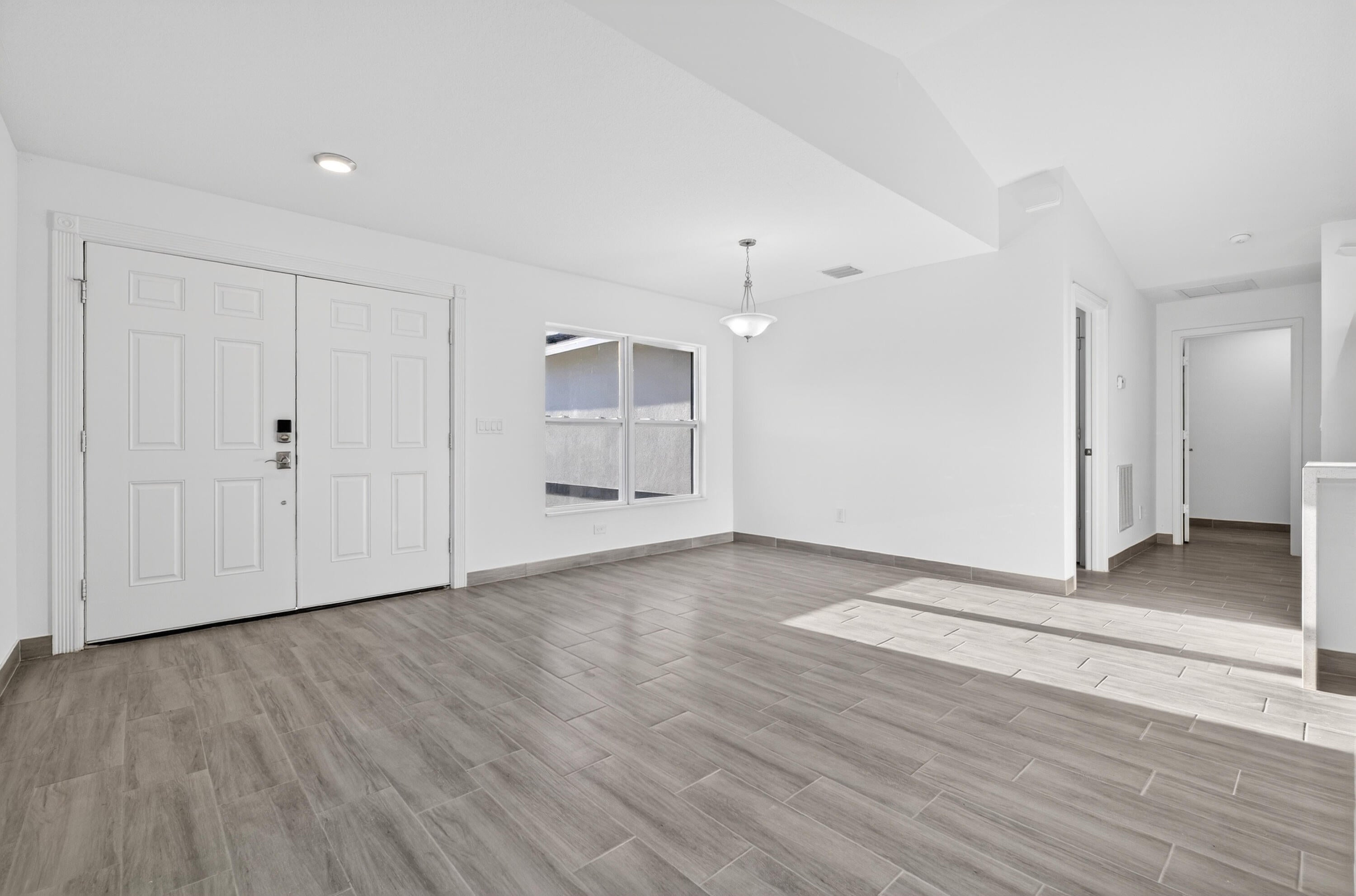 8316 103 Ave, Vero Beach, FL 32967 photo