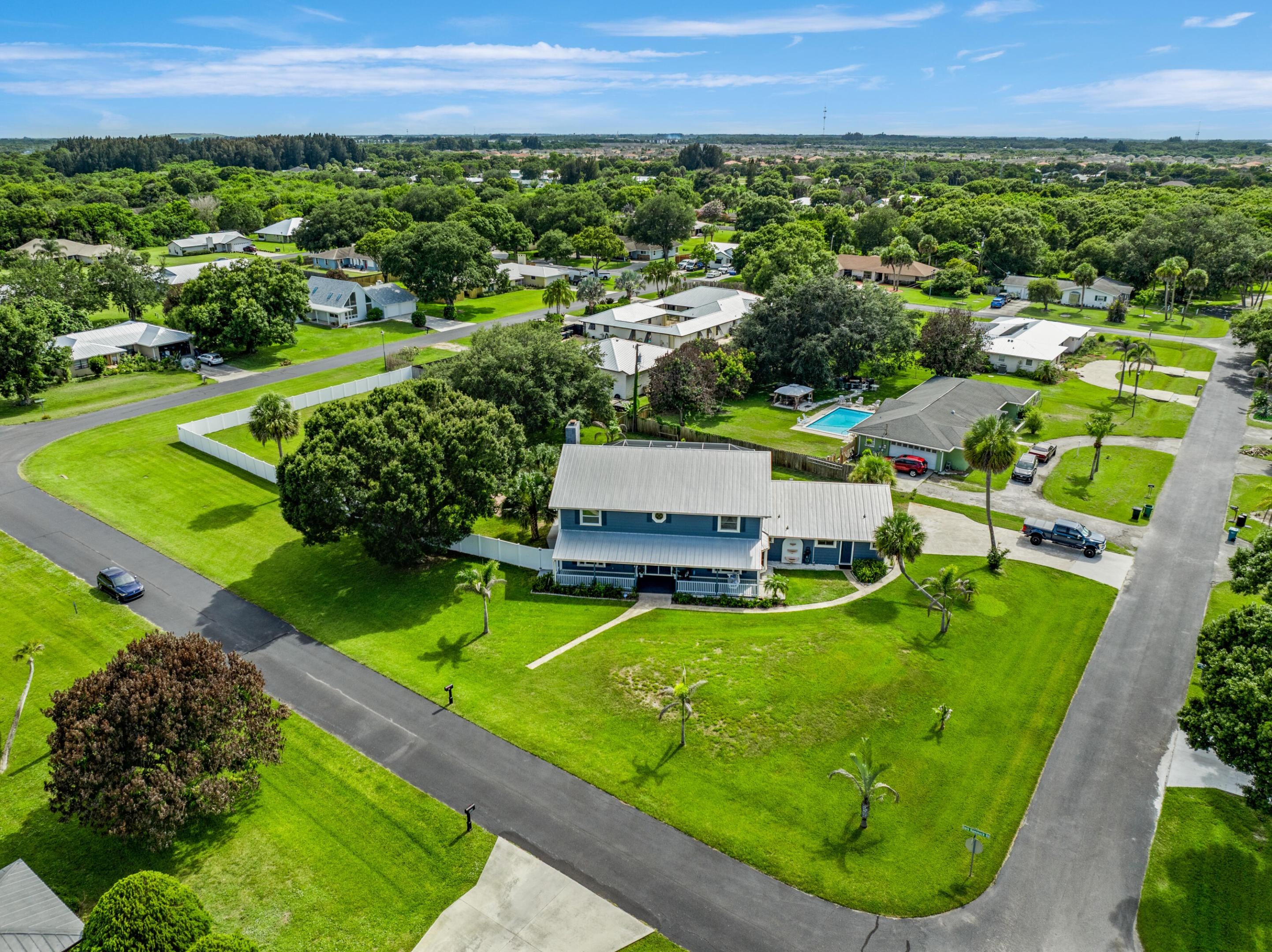 601 Dark Hammock Rd, Fort Pierce, FL 34947