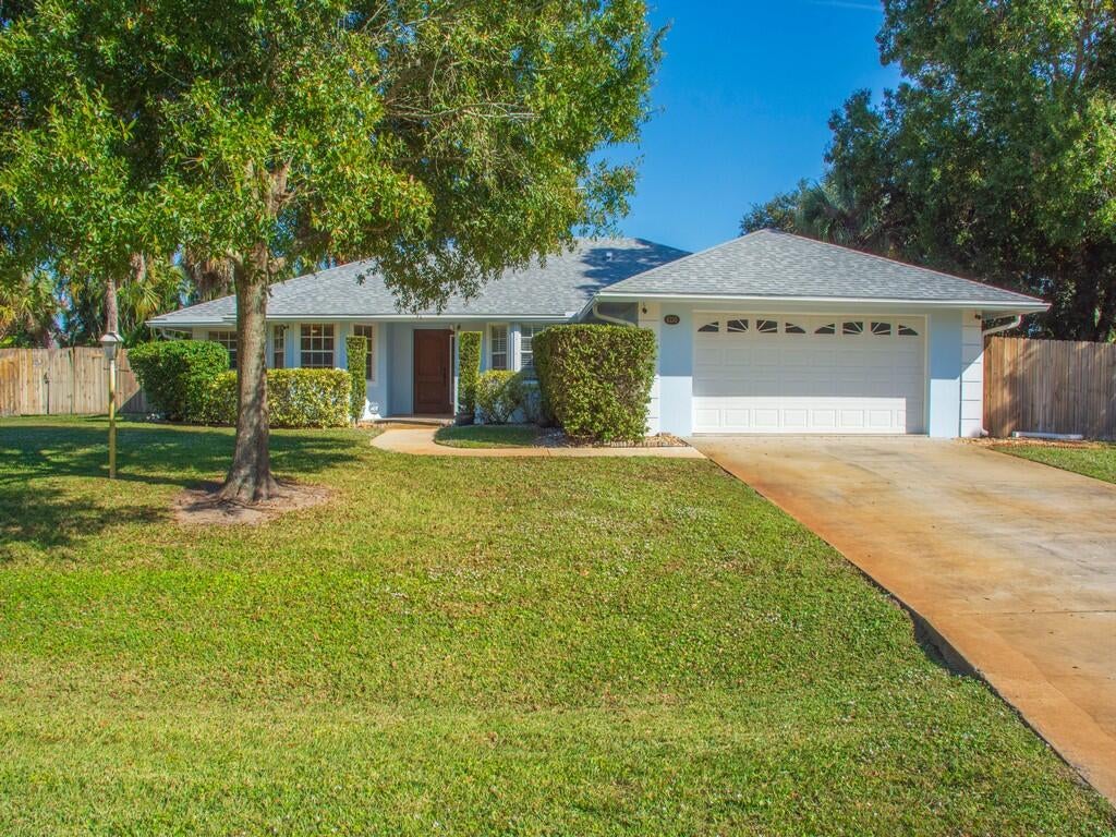 6130 60 Ct, Vero Beach, FL 32967 photo