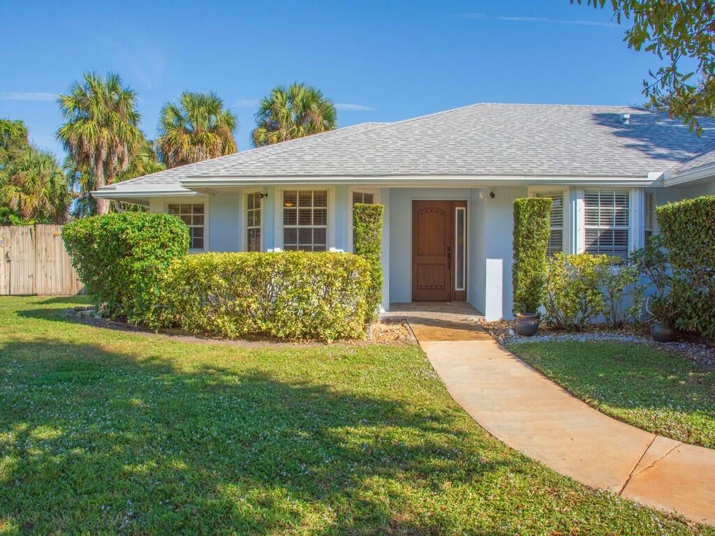 6130 60 Ct, Vero Beach, FL 32967 photo