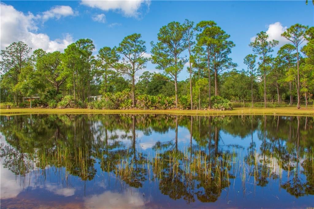 13955 87 St, Fellsmere, FL 32948