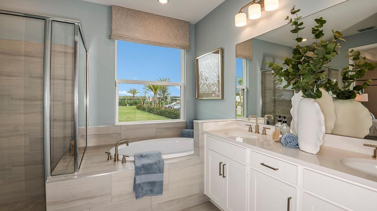 684 SE Ranch Oak Cir, Port Saint Lucie, FL 34984 photo