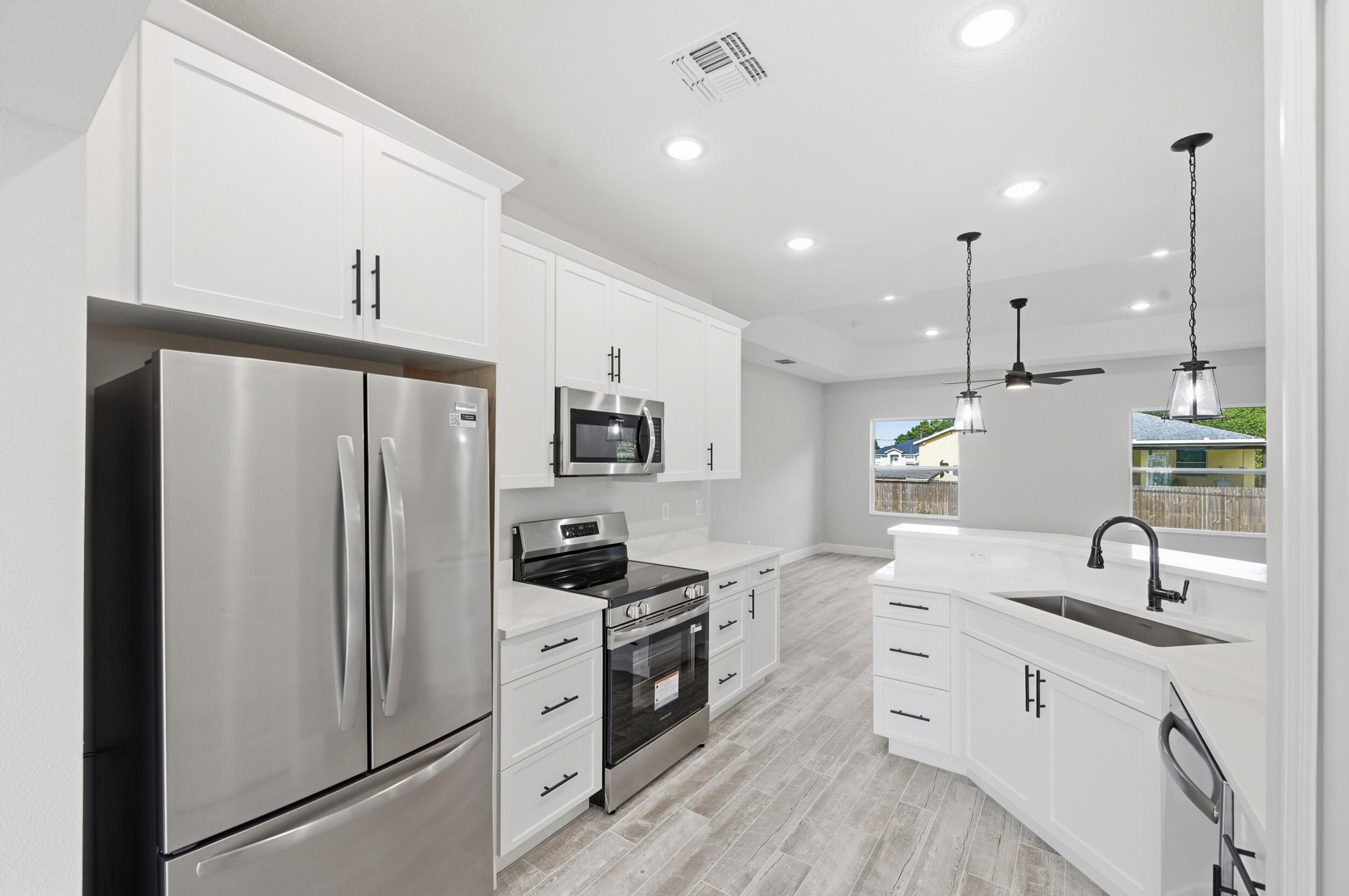 8345 100 Ave, Vero Beach, FL 32967 photo