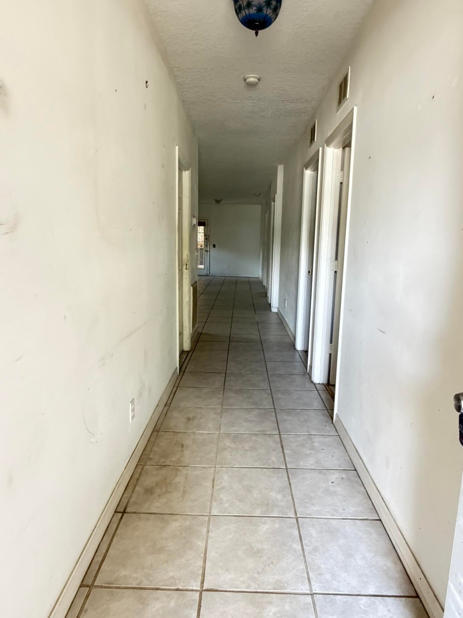 6055 7 Pl, Vero Beach, FL 32968 photo