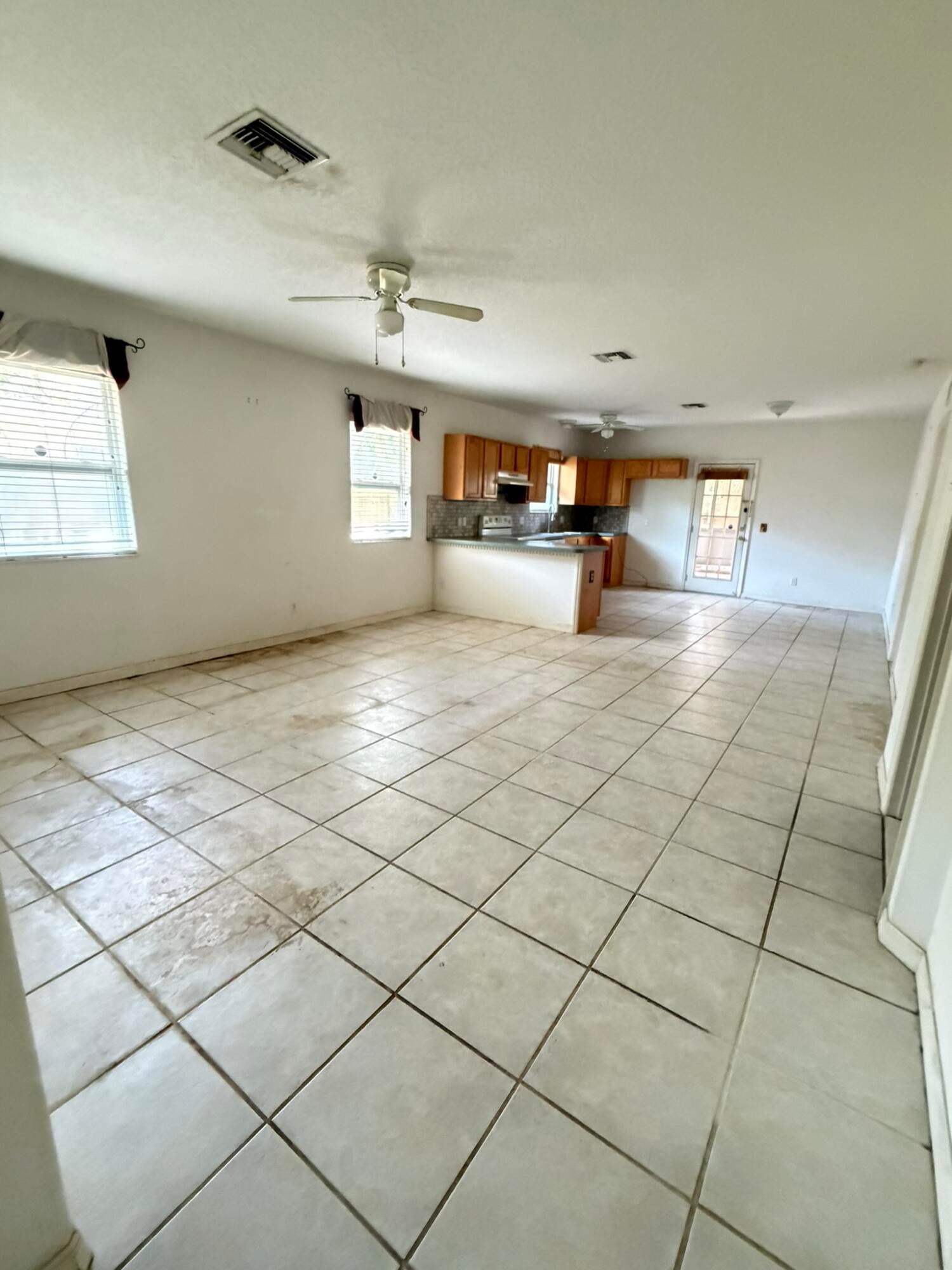 6055 7 Pl, Vero Beach, FL 32968 photo