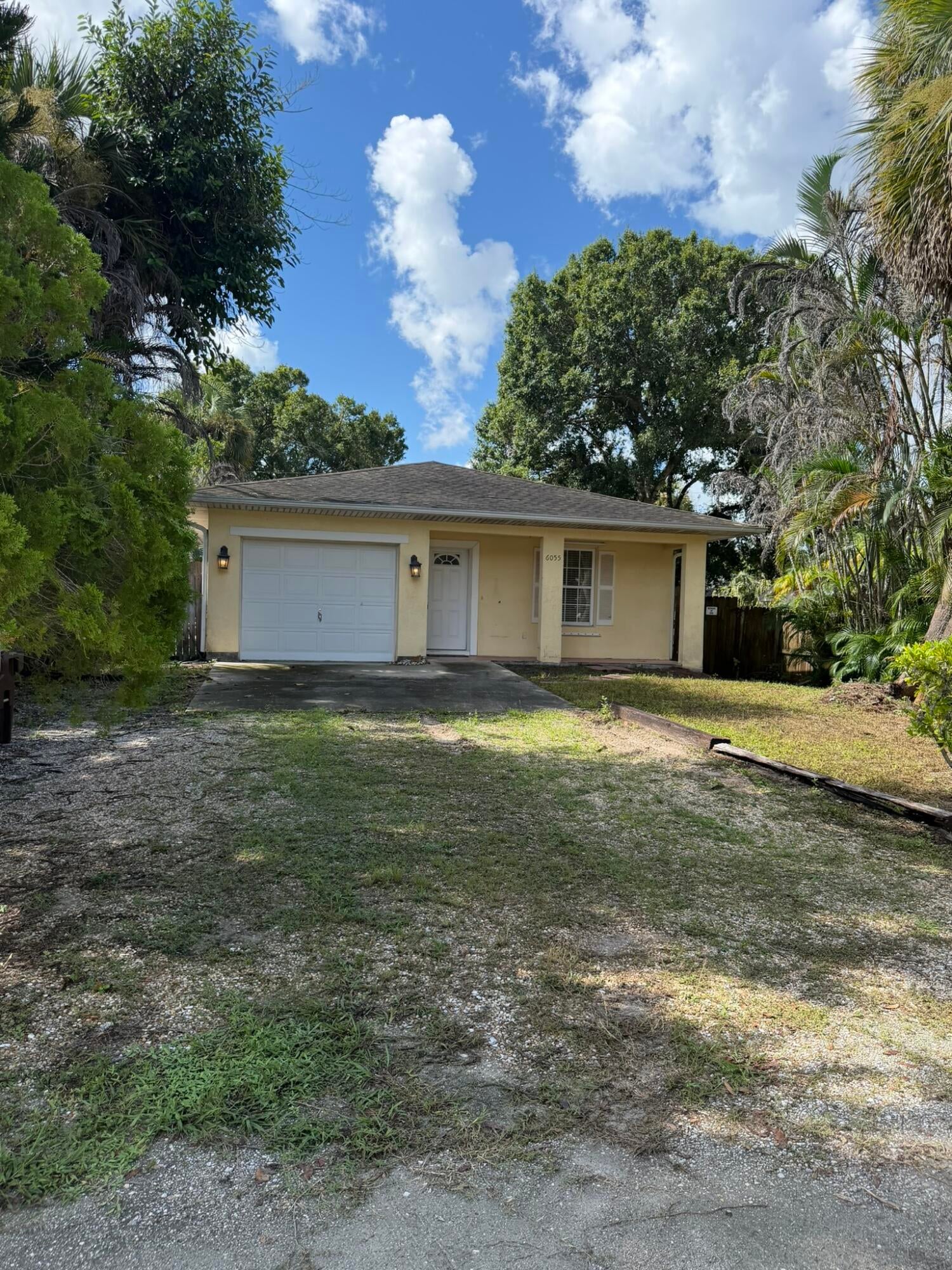 6055 7 Pl, Vero Beach, FL 32968