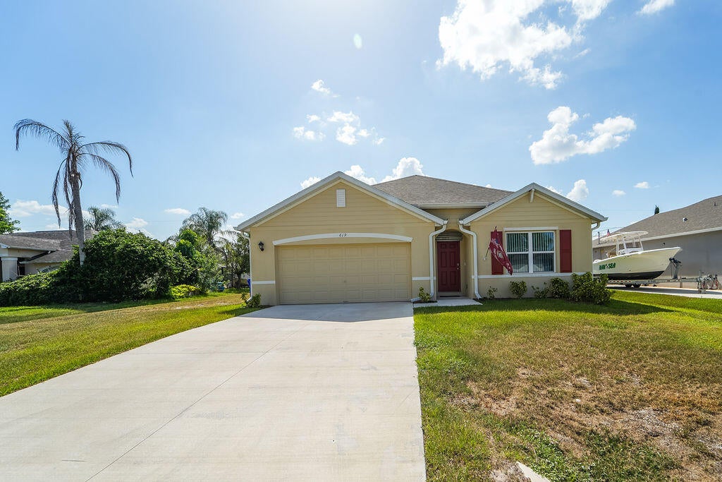 619 Balboa St, Sebastian, FL 32958