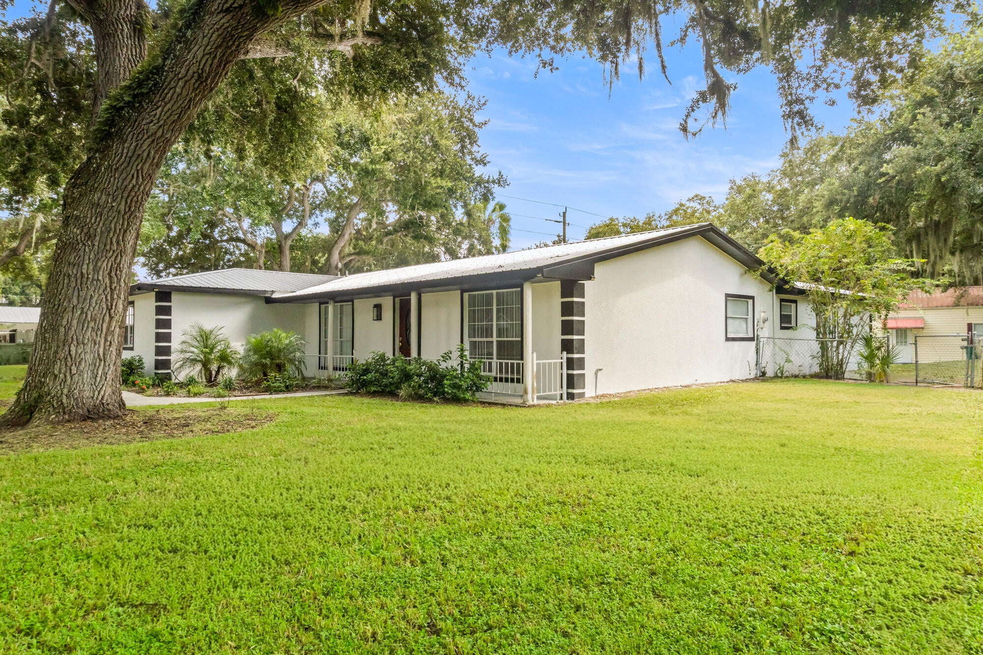 2428 SW 18 Ct, Okeechobee, FL 34974 photo