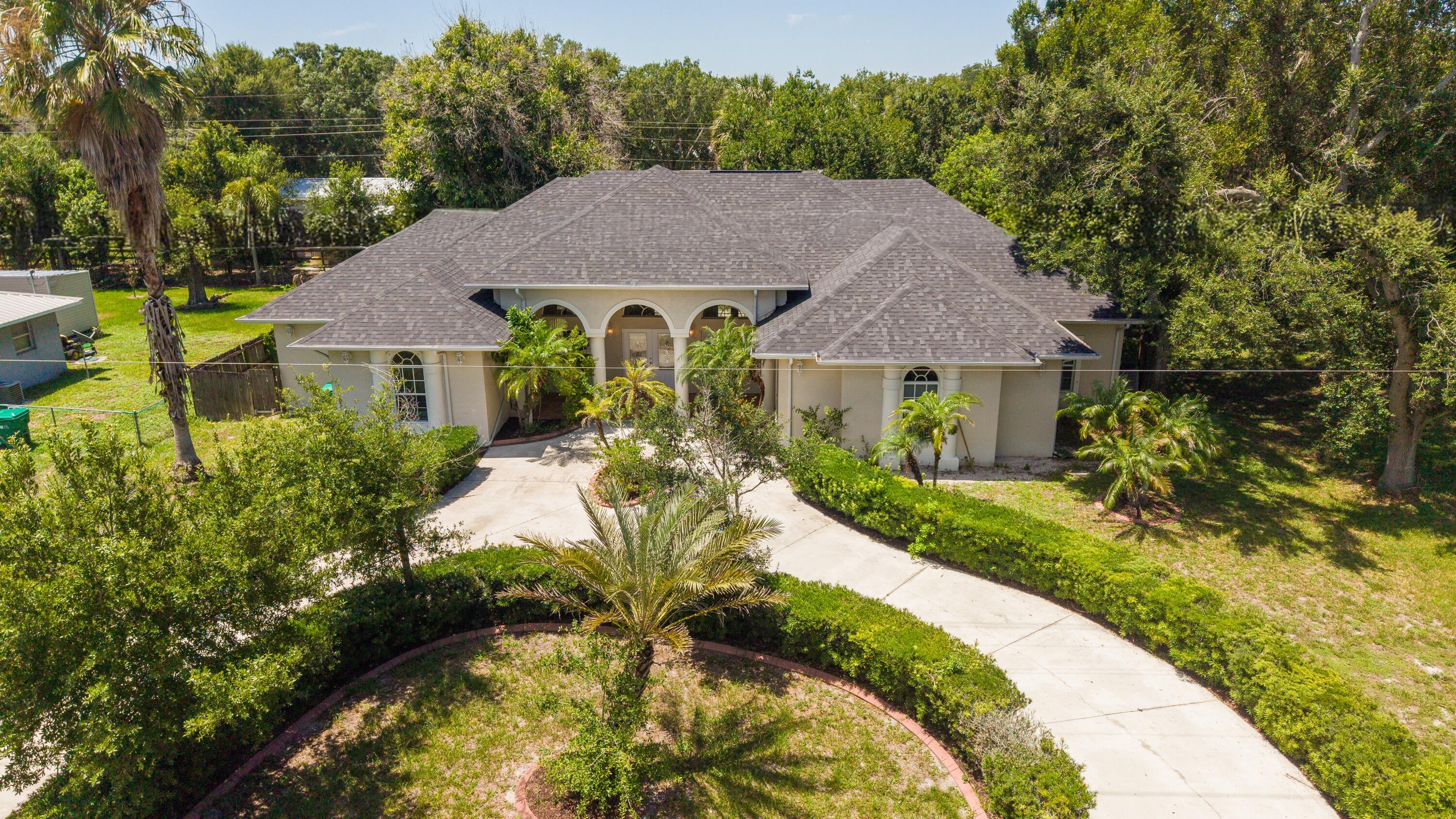 2306 4 St, Okeechobee, FL 34972