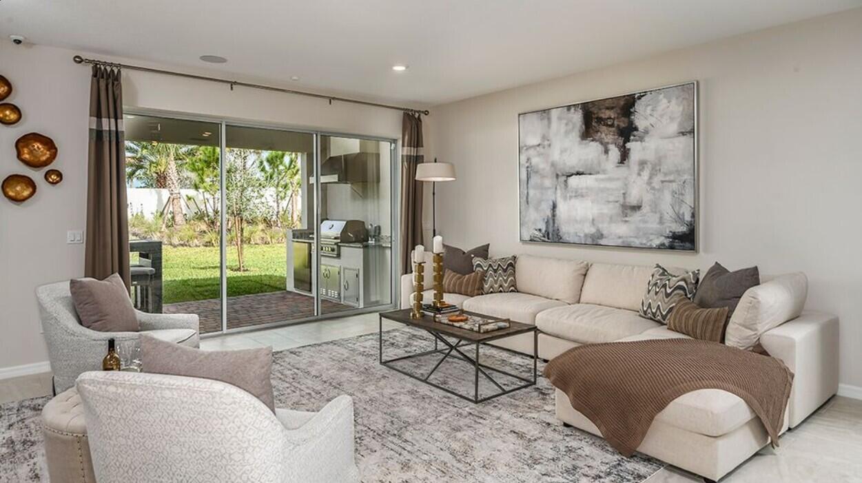 692 SE Ranch Oak Cir, Port Saint Lucie, FL 34984 photo