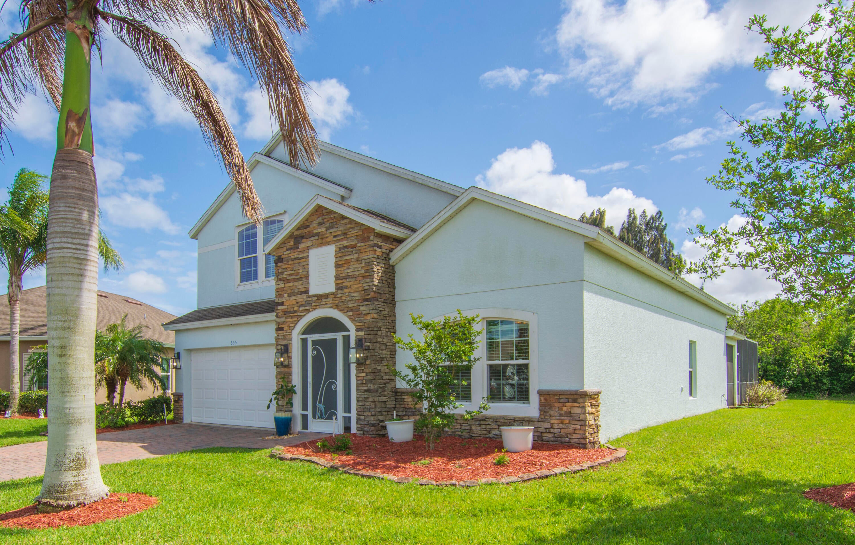 655 Valencia Cir, Vero Beach, FL 32968 photo