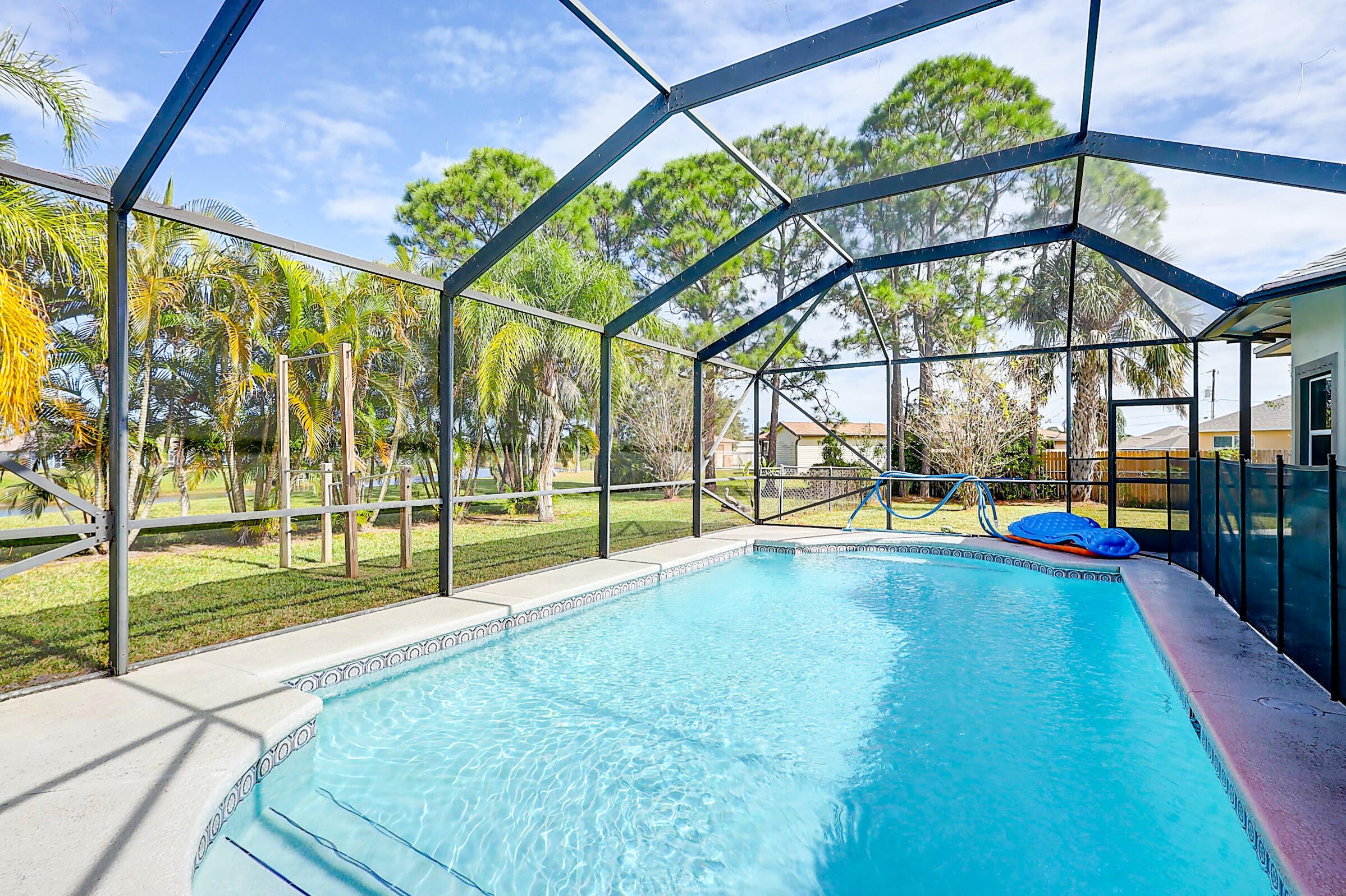 256 SW Ridgecrest Dr, Port Saint Lucie, FL 34953 photo