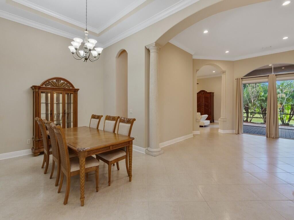 6124 57 Ct, Vero Beach, FL 32967 photo
