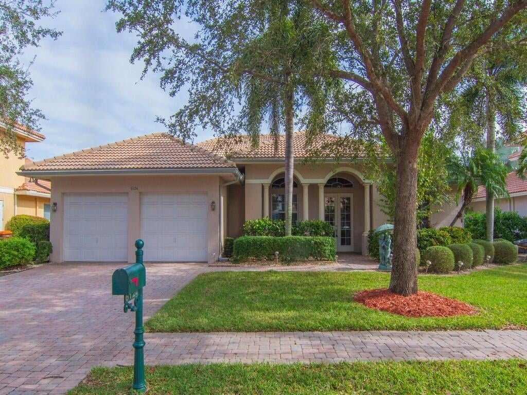 6124 57 Ct, Vero Beach, FL 32967